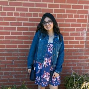 Meet your Posher, Corina